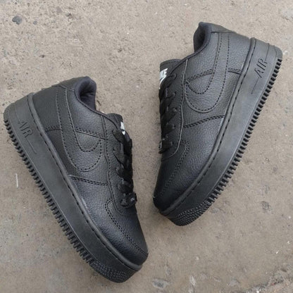 Tenis Air Force 1 - Dark Negro 2024